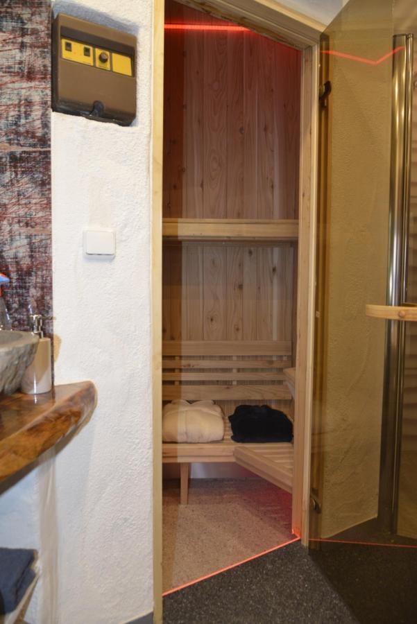 Eifel Kate, Relaxen Mit Sauna Und Whirlpool Dahlem  Ngoại thất bức ảnh
